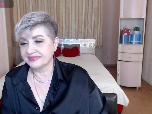 sexy-milffa live cam preview