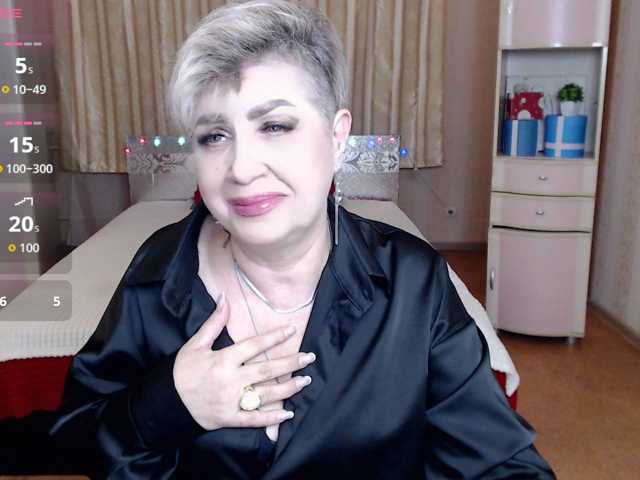 sexy-milffa live cam preview