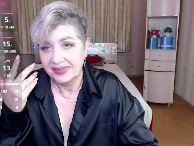 sexy-milffa live cam preview