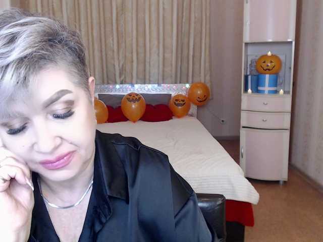 sexy-milffa live cam on BongaCams
