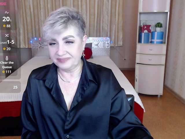 sexy-milffa live cam preview