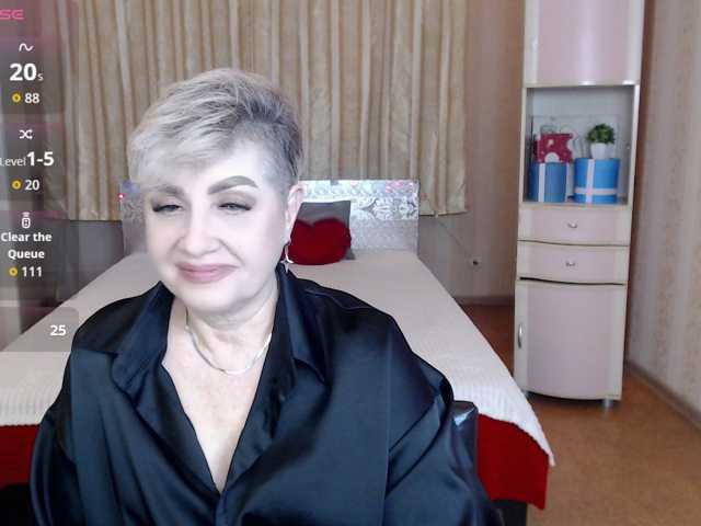 sexy-milffa live cam on BongaCams