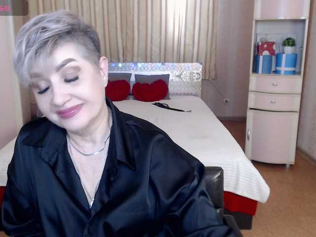 sexy-milffa live cam preview