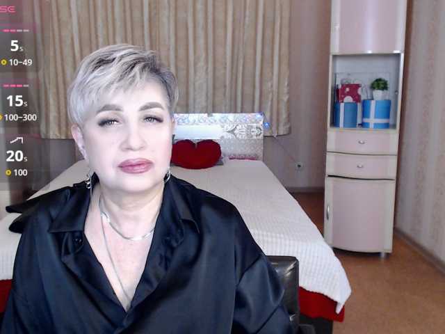 sexy-milffa live cam preview