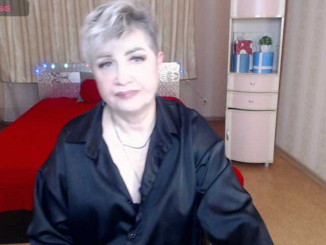 sexy-milffa live cam preview
