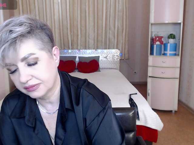 sexy-milffa live cam on BongaCams