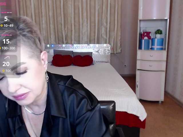 sexy-milffa live cam preview