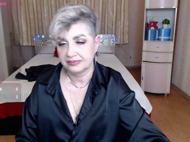 sexy-milffa live cam preview