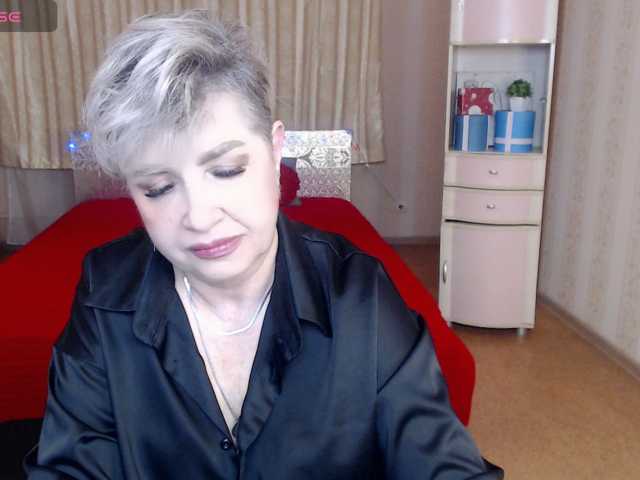 sexy-milffa live cam preview