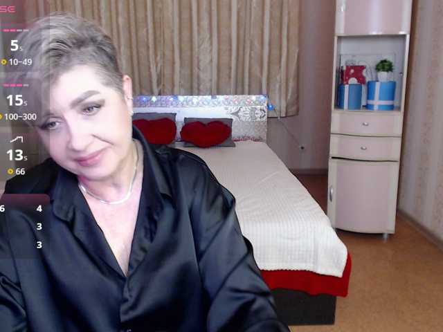 sexy-milffa live cam preview