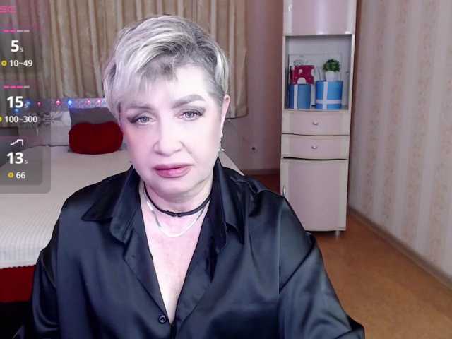 sexy-milffa live cam on BongaCams