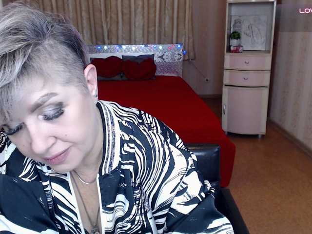 sexy-milffa live cam on BongaCams