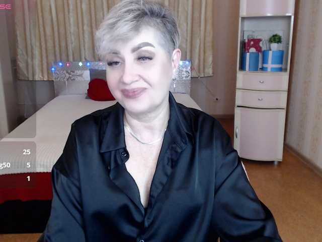 sexy-milffa live cam preview