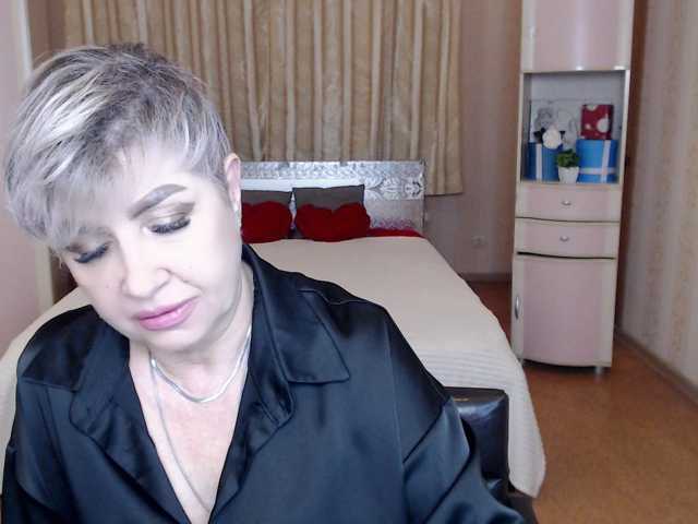 sexy-milffa live cam on BongaCams