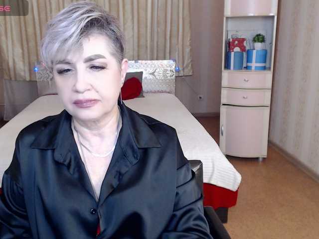 sexy-milffa live cam preview