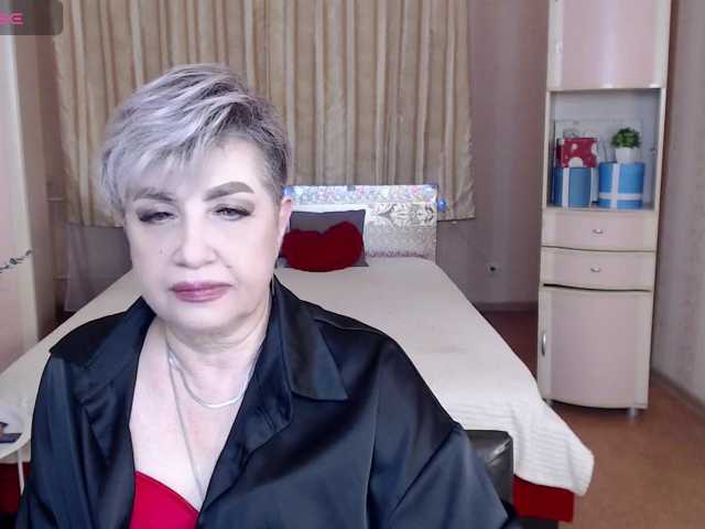 sexy-milffa, live now on BongaCams