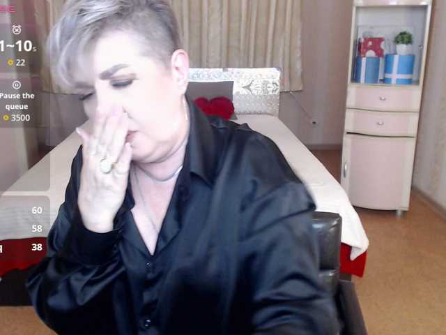 sexy-milffa live cam preview