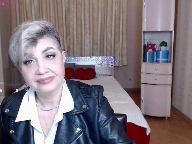sexy-milffa live cam on BongaCams