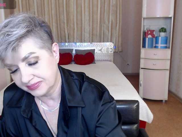 sexy-milffa live cam preview