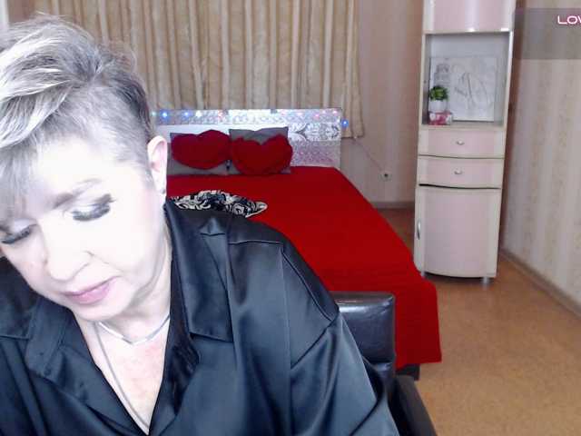 sexy-milffa live cam on BongaCams