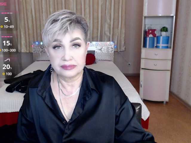 sexy-milffa live cam on BongaCams