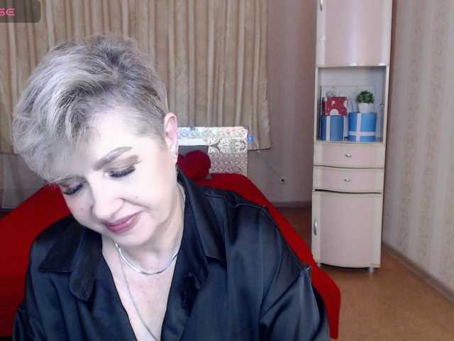 sexy-milffa, live now on BongaCams