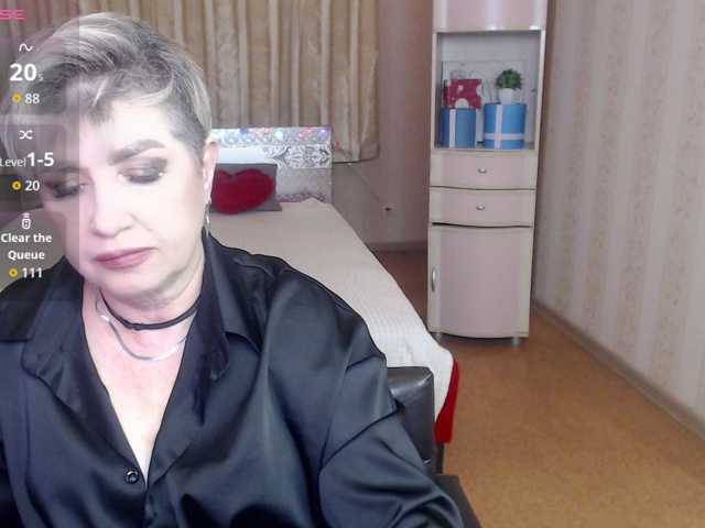 sexy-milffa live cam on BongaCams