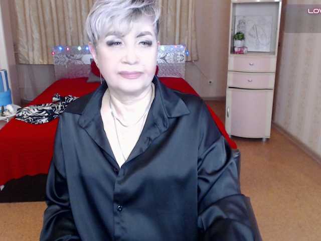 sexy-milffa live cam on BongaCams