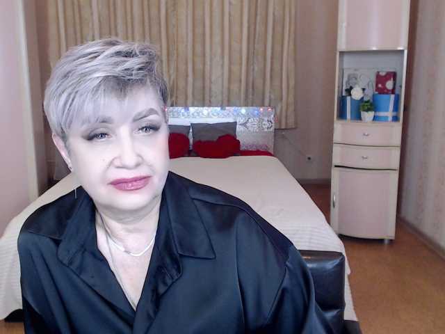 sexy-milffa live cam on BongaCams