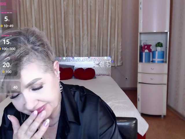 sexy-milffa live cam preview