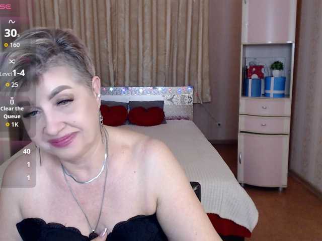 sexy-milffa live cam on BongaCams