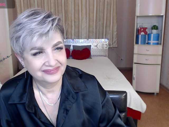 sexy-milffa live cam preview