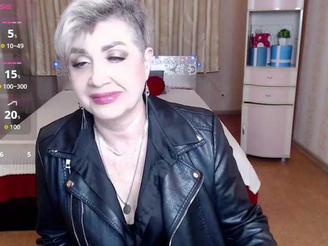 sexy-milffa live cam preview