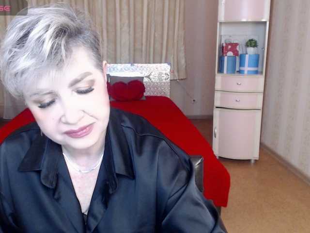 sexy-milffa live cam preview