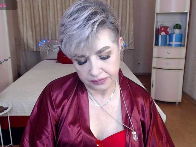 sexy-milffa, en vivo ahora en BongaCams