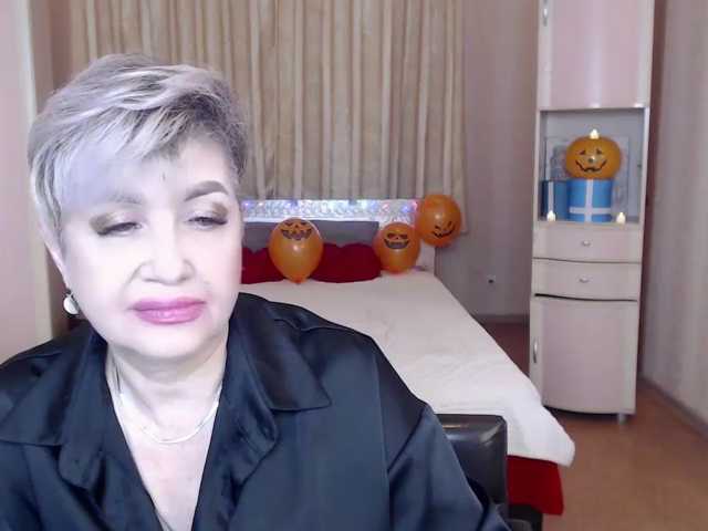 sexy-milffa live cam on BongaCams
