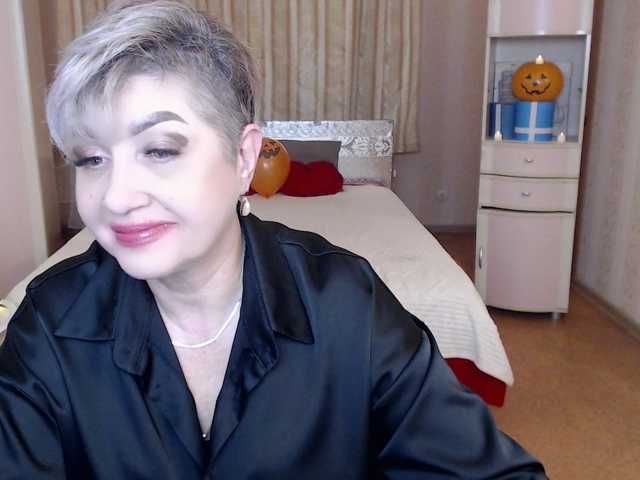 sexy-milffa live cam on BongaCams