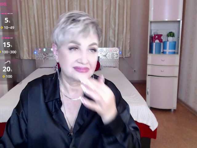 sexy-milffa live cam preview