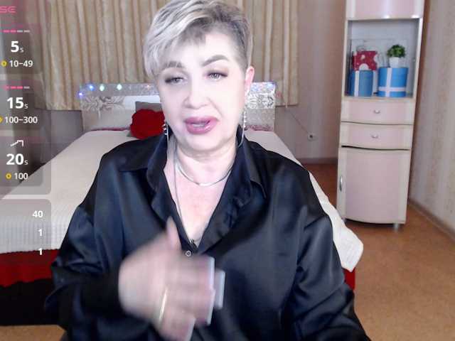 sexy-milffa live cam on BongaCams
