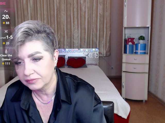 sexy-milffa live cam preview