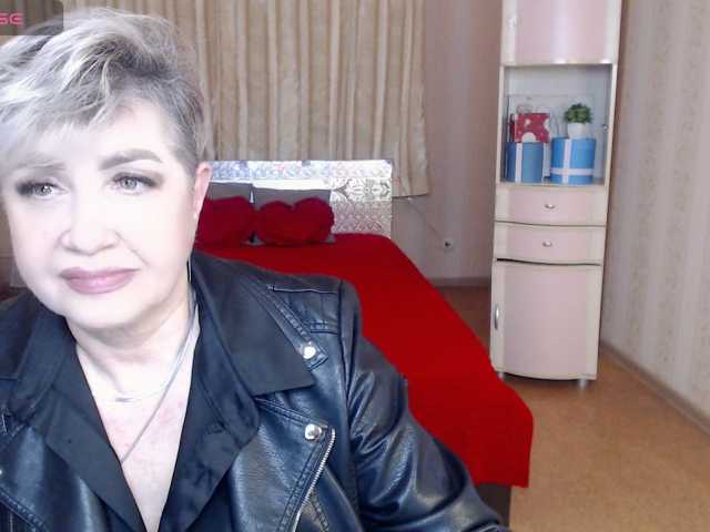 sexy-milffa live cam preview