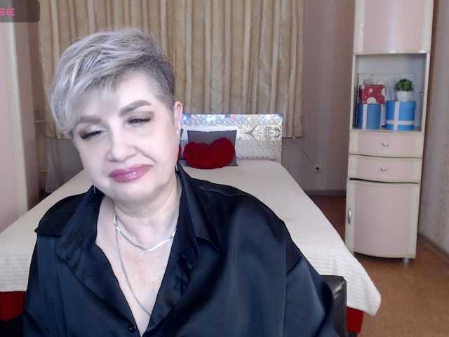sexy-milffa live cam preview