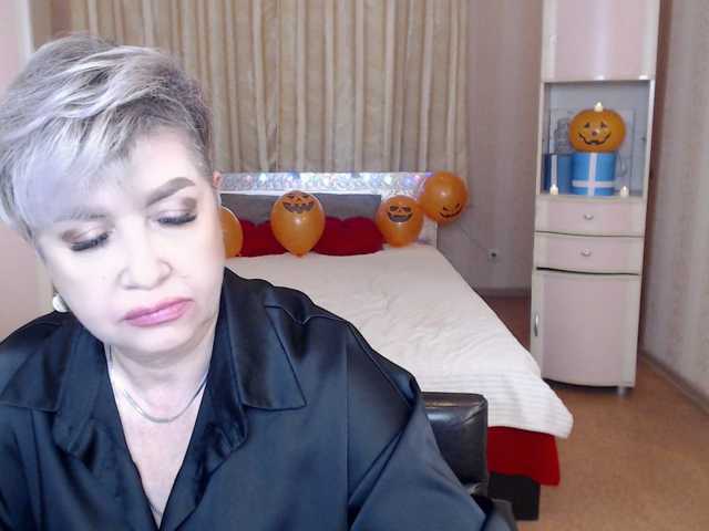 sexy-milffa live cam on BongaCams