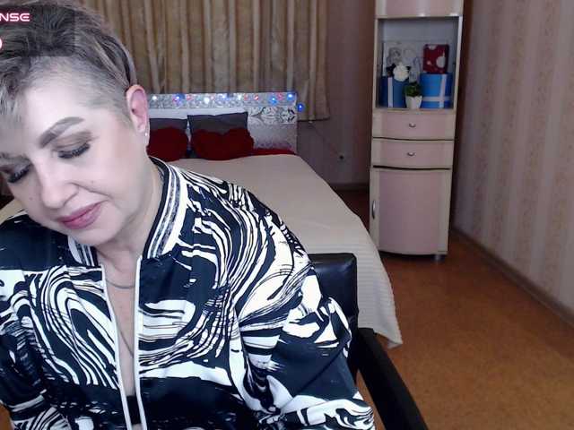 sexy-milffa live cam on BongaCams