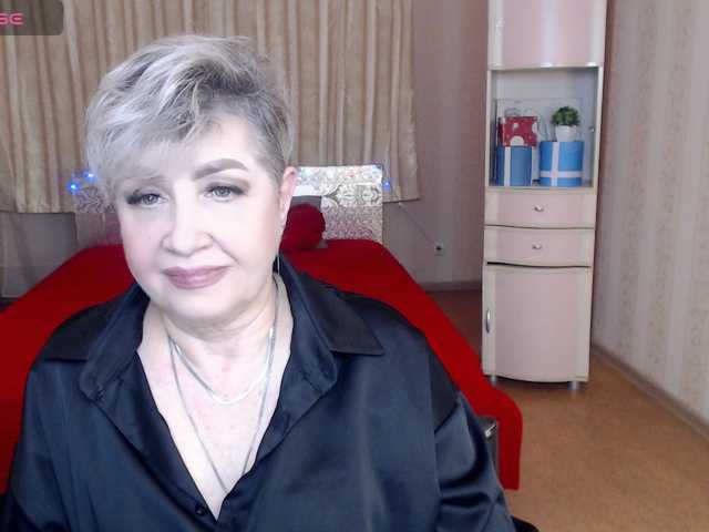 sexy-milffa live cam preview