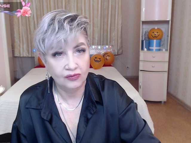 sexy-milffa live cam on BongaCams