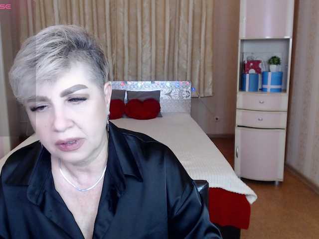sexy-milffa live cam on BongaCams