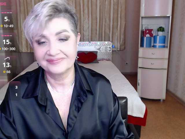 sexy-milffa live cam preview