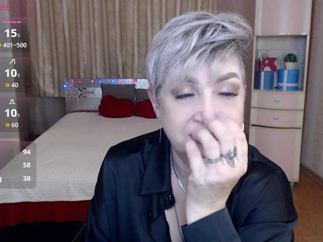 sexy-milffa live cam preview