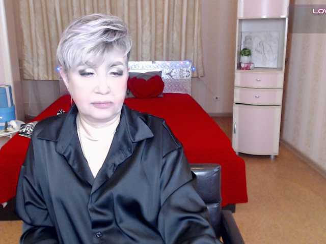 sexy-milffa live cam on BongaCams
